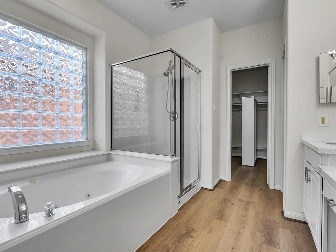 Photo of 20763 Oakhurst Park Drive