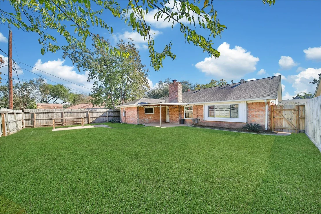 Photo of 6234 Leaf Arbor Drive