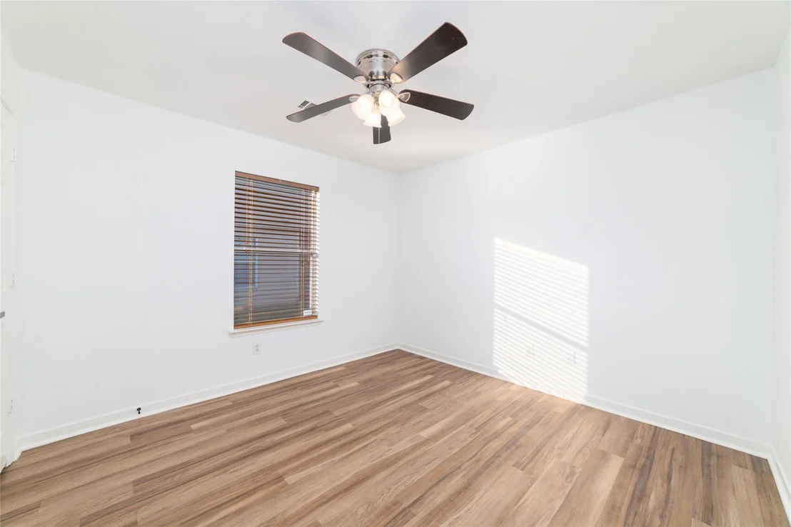 Photo of 21911 Willow Shade Lane