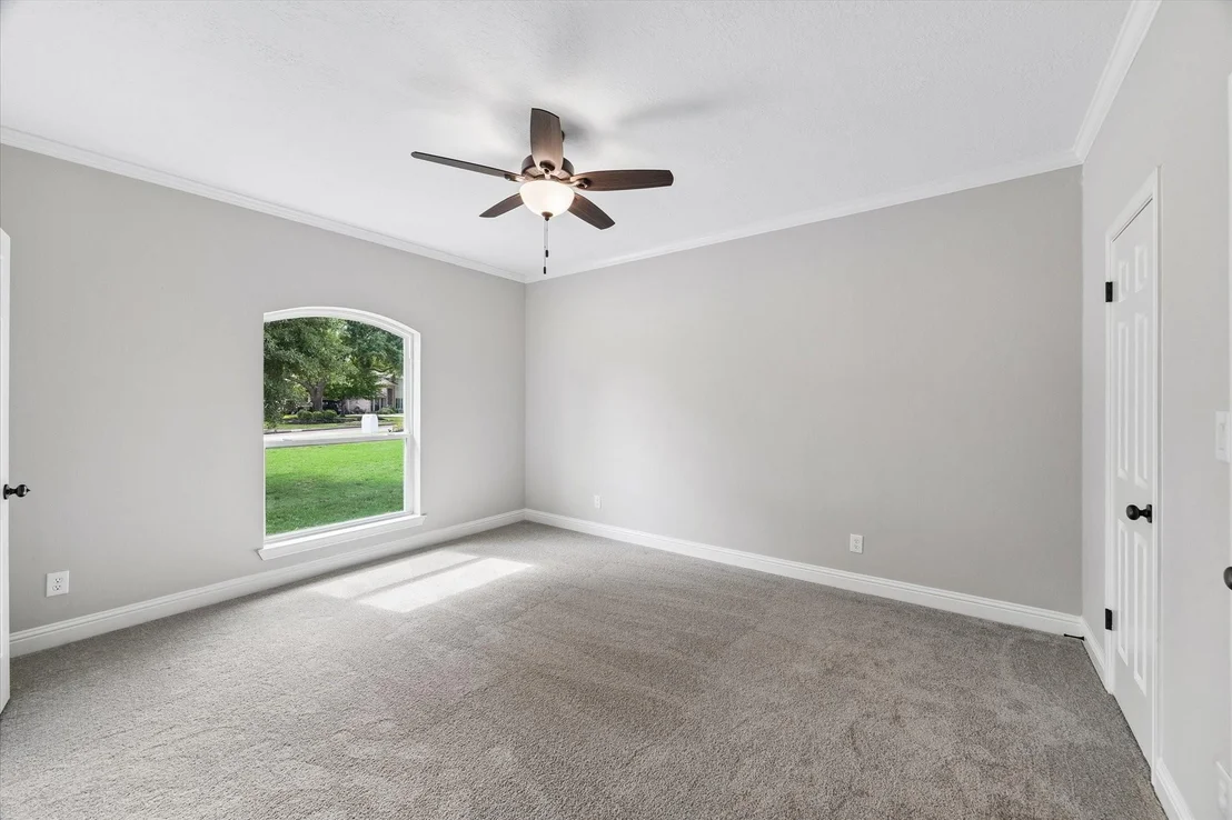 Photo of 20435 Perryoak Drive