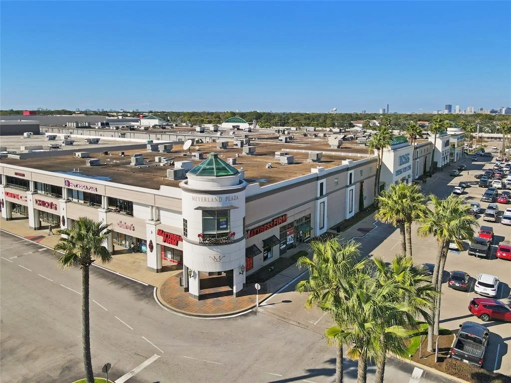 Photo of 5830 Valkeith Drive