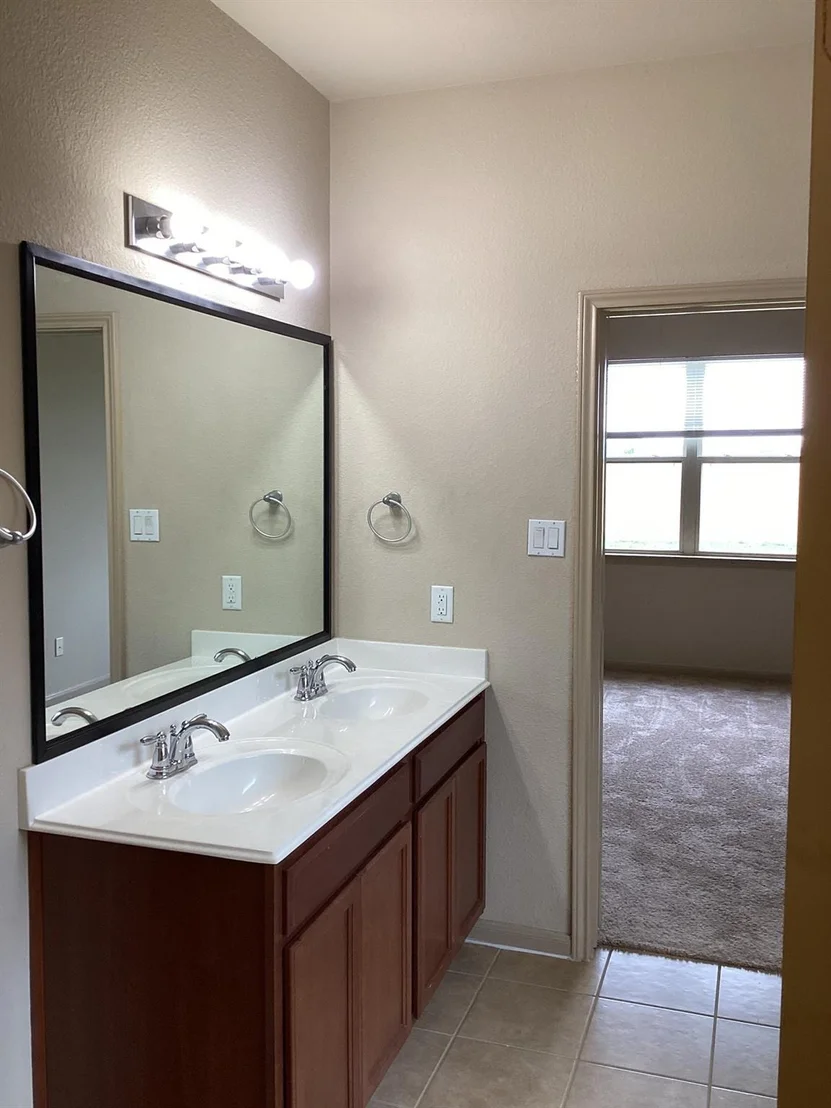 Photo of 6533 Gray Birch Lane