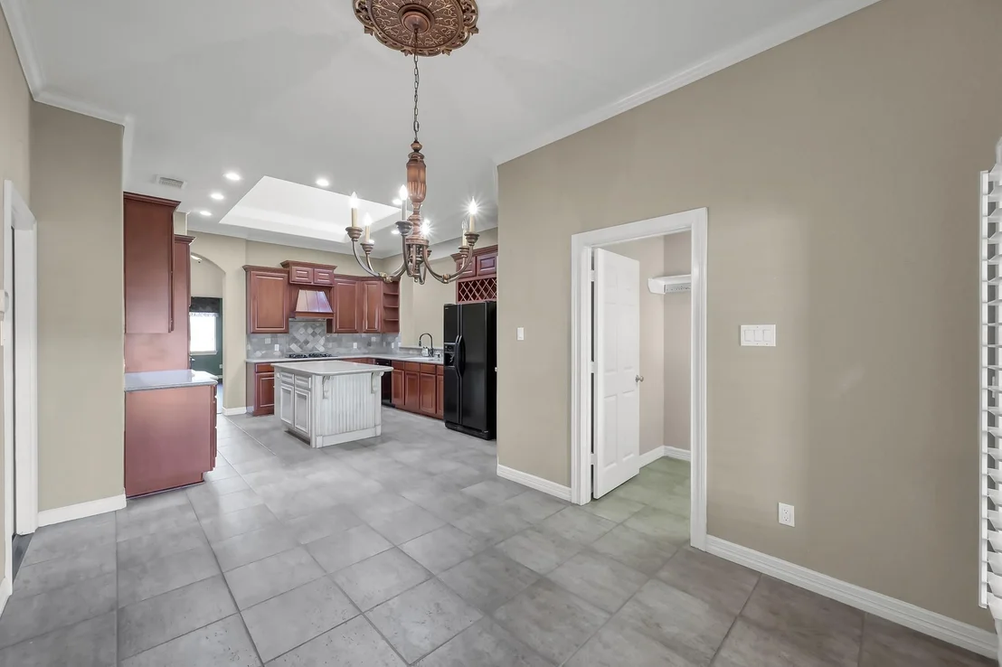 Photo of 25536 Richards Road