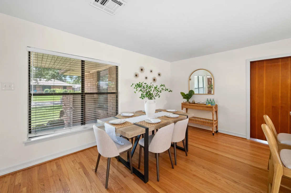 Photo of 1503 Ansbury Drive