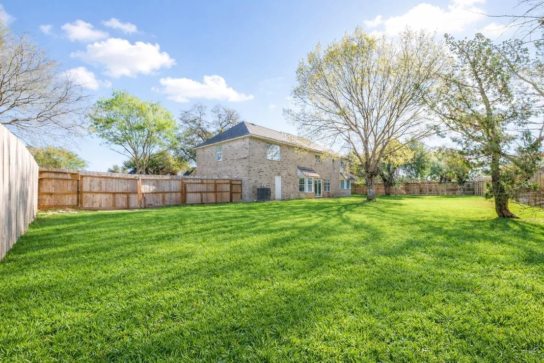 Photo of 6827 Crystal Point Drive