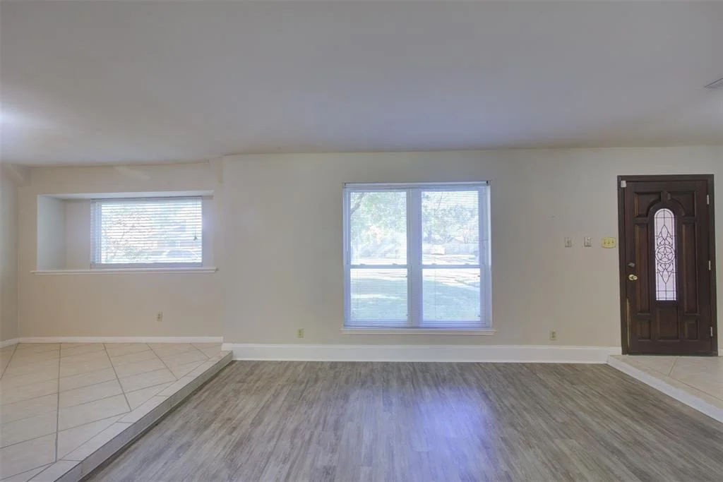Photo of 17611 Loring Lane