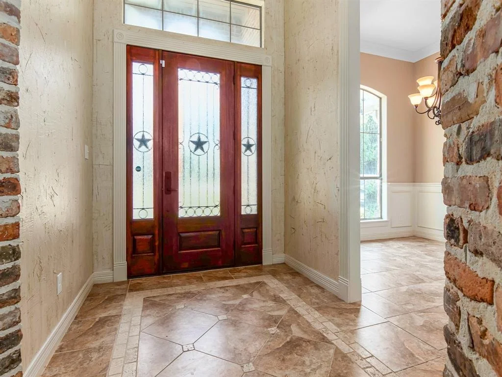 Photo of 5805 Lexington Circle