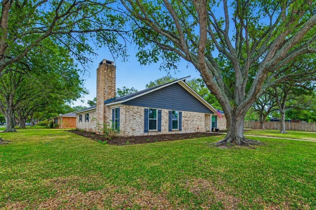 Photo of 2306 Bunton Drive