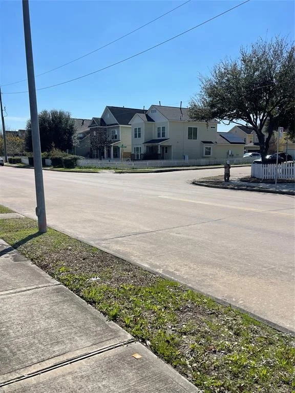 Photo of 7019 Pavilion Drive