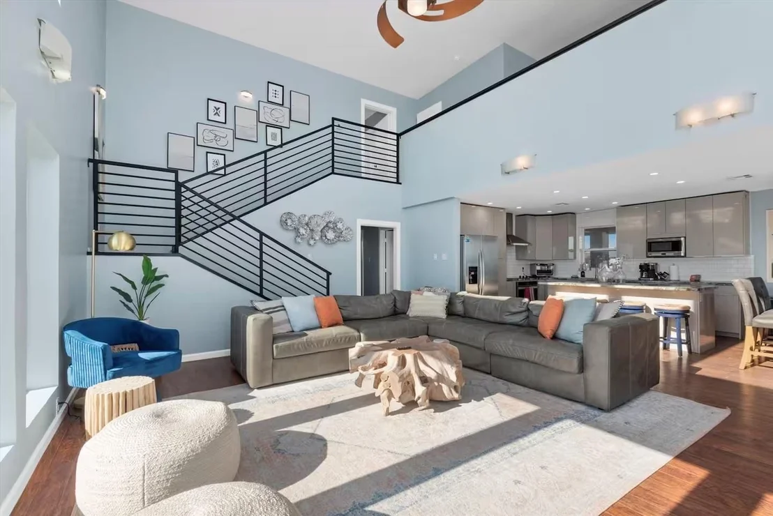 Photo of 21502 Kennedy Drive