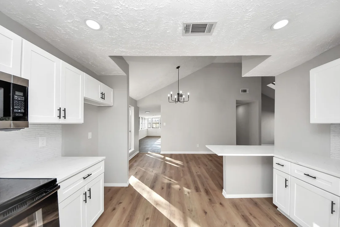 Photo of 7439 Kite Hill Drive