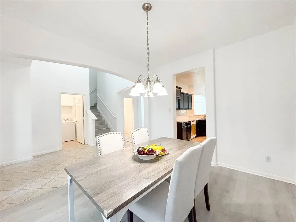 Photo of 2827 Defoe Drive