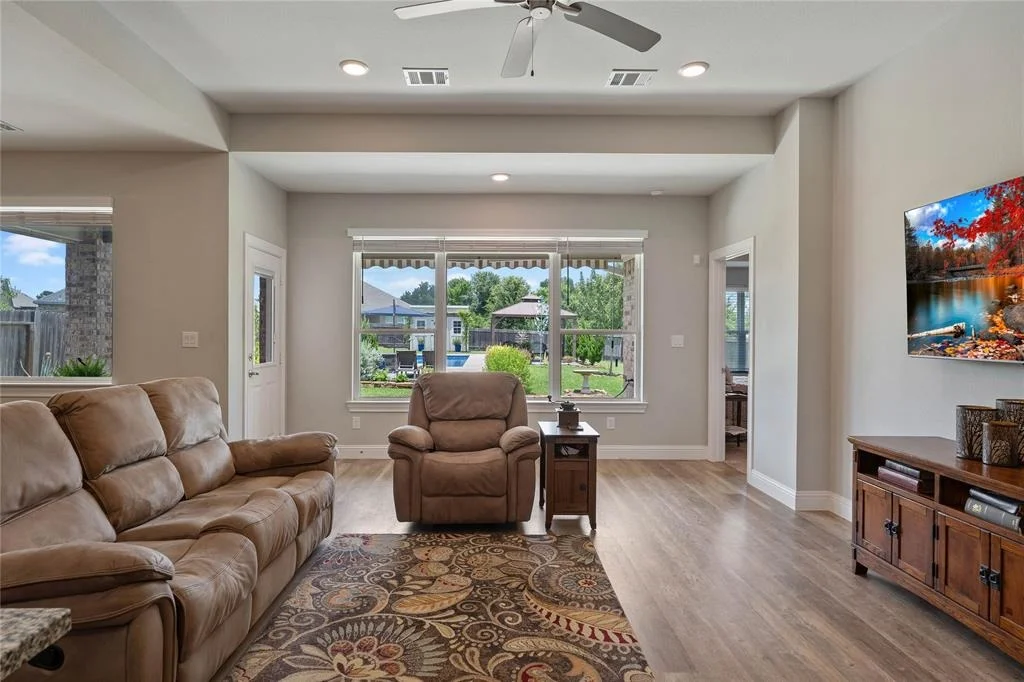 Photo of 19075 Minero Lane