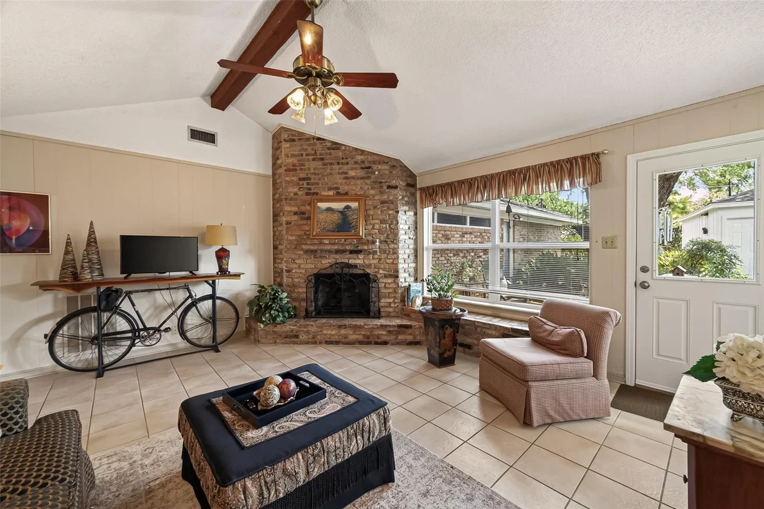 Photo of 8507 Langdon Lane