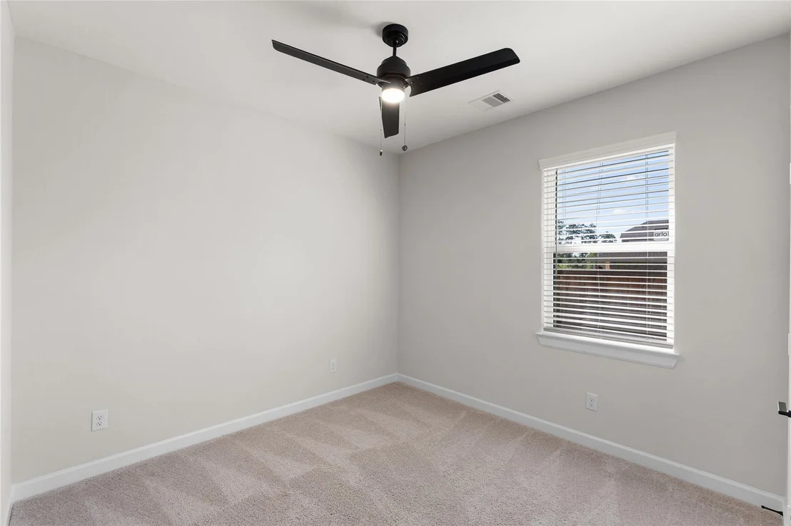 Photo of 6167 White Spruce Drive