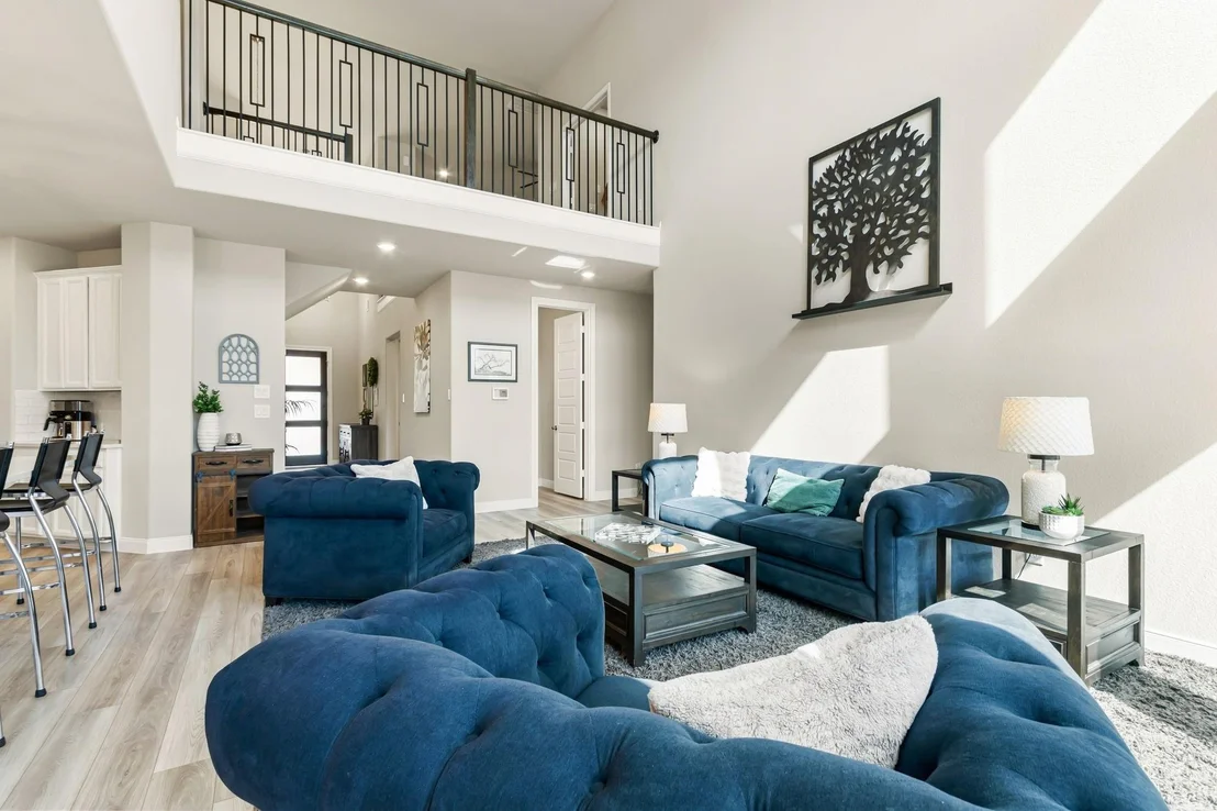Photo of 7050 Lauren Oak Drive