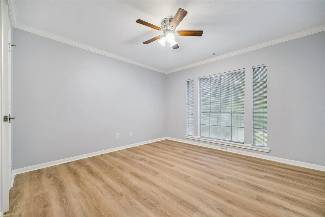 Photo of 3622 Springhill Lane