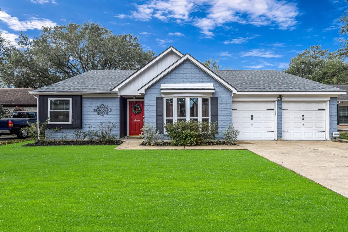 Photo of 214 Buckeye Drive
