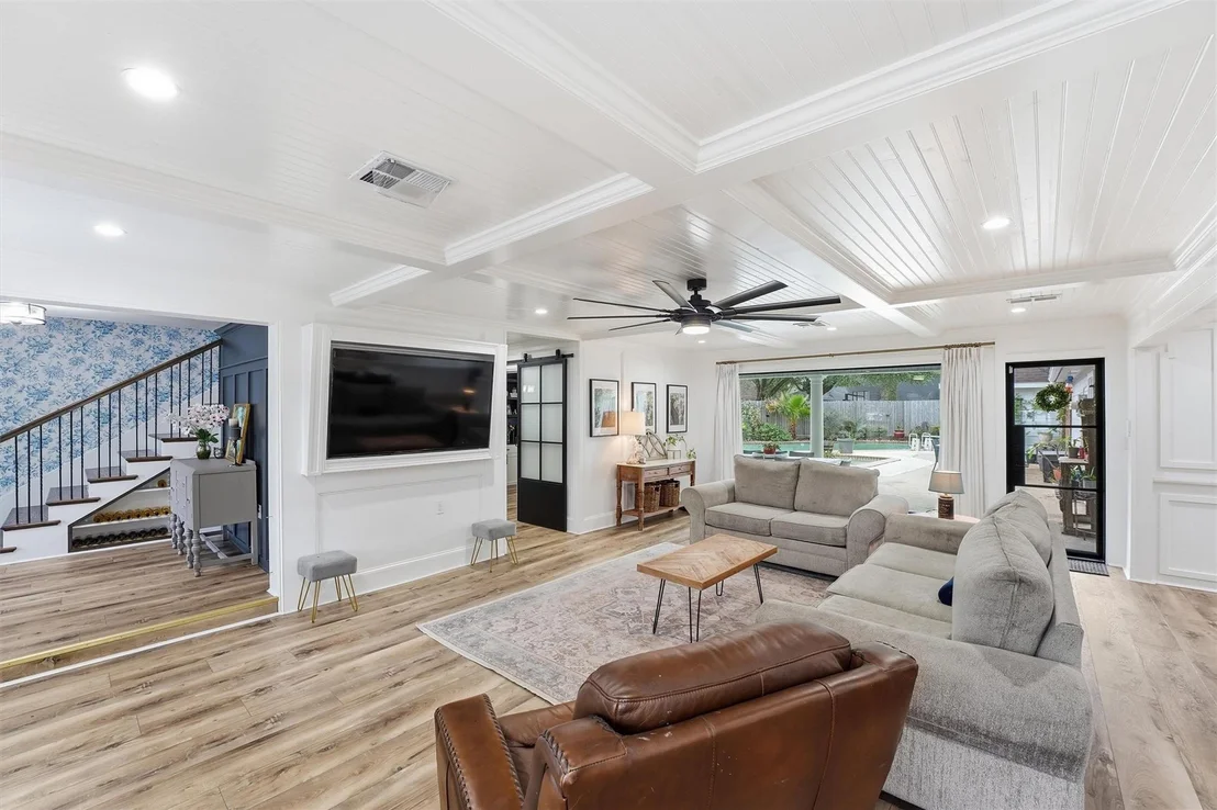 Photo of 615 Brenwick Court