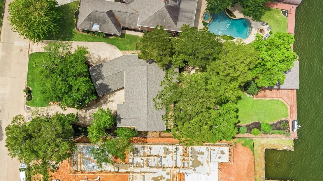 Photo of 130 Lakeside Drive