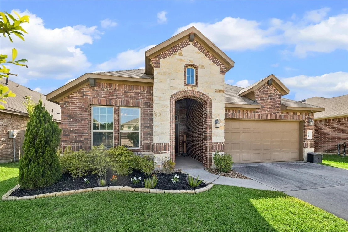 Photo of 4911 Creekside Haven Trail