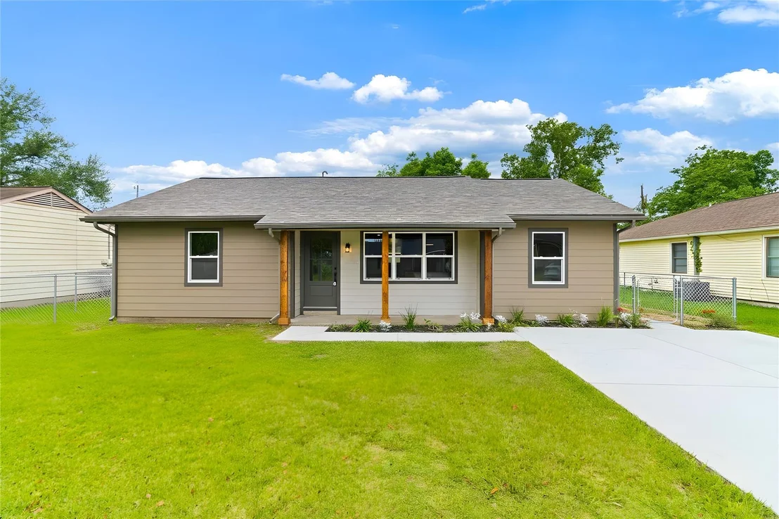 Photo of 1108 Nottingham Drive