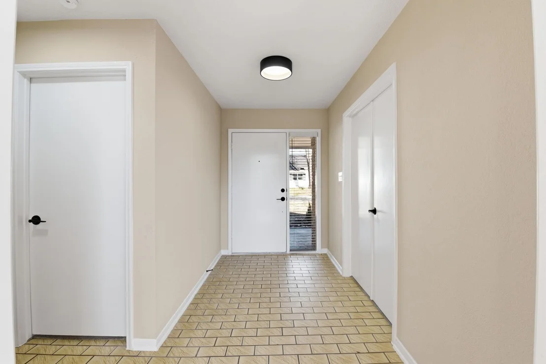 Photo of 426 Pine Manor Drive