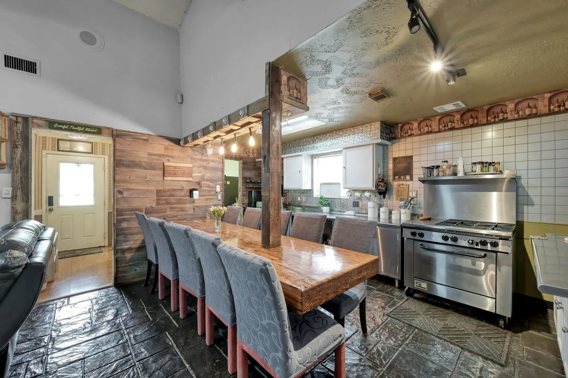 Photo of 22714 Canyon Lake Drive