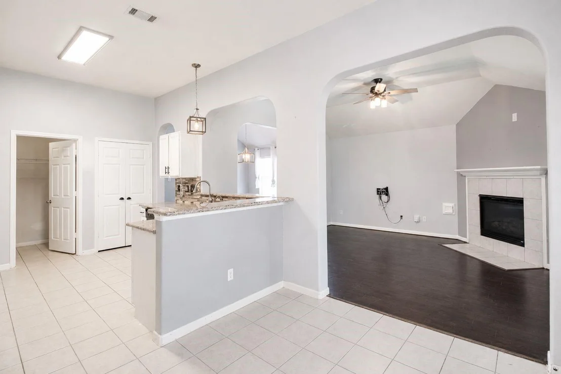 Photo of 303 Burris Park Dr Drive