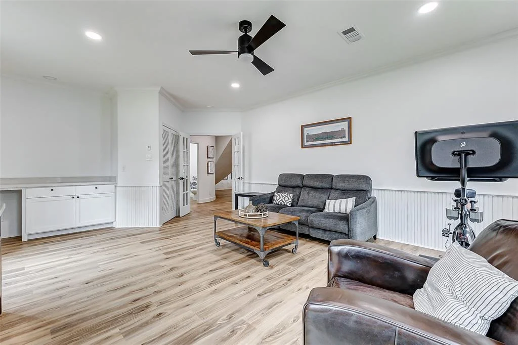 Photo of 24714 Mount Auburn Drive