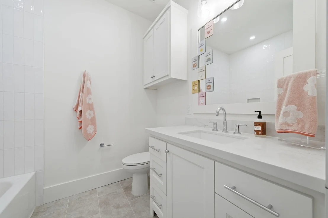 Photo of 1030 Chamboard Lane