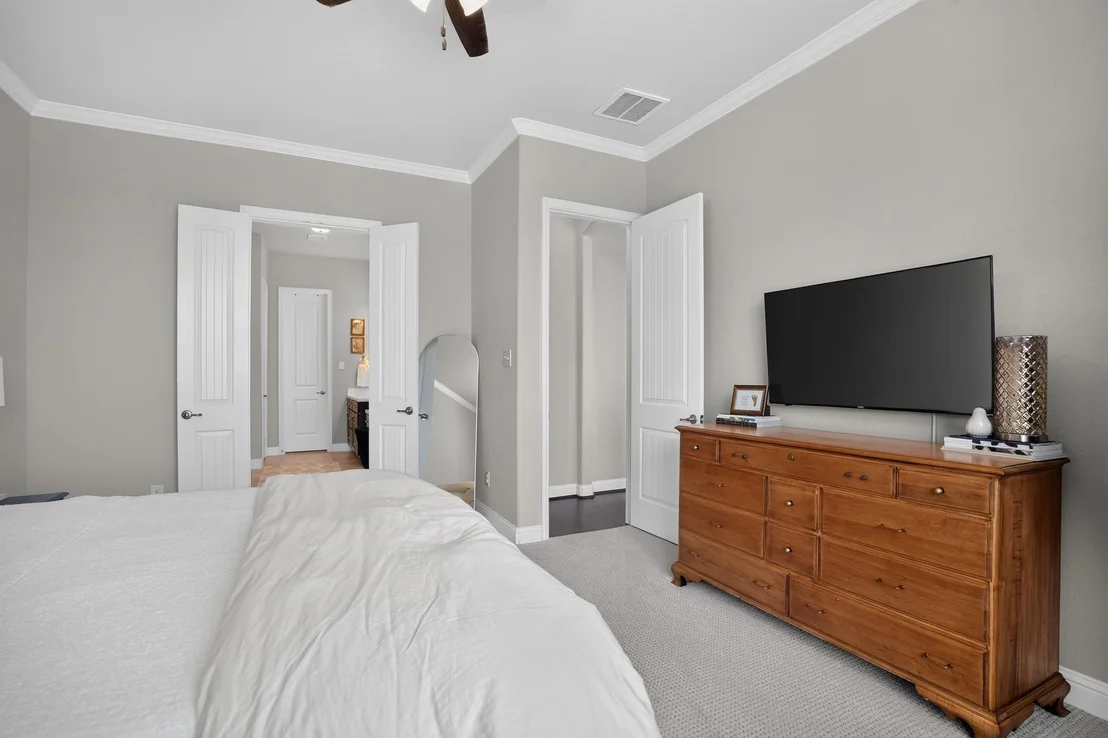 Photo of 3702 Midway Gardens Drive