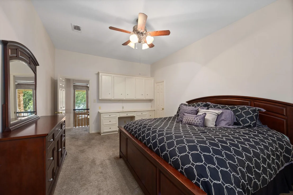 Photo of 8807 Chelmsford Lane
