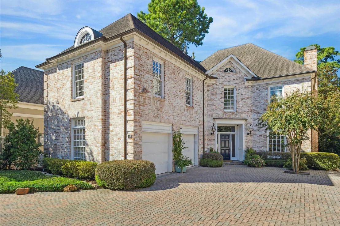 Photo of 18 Pinewold Circle