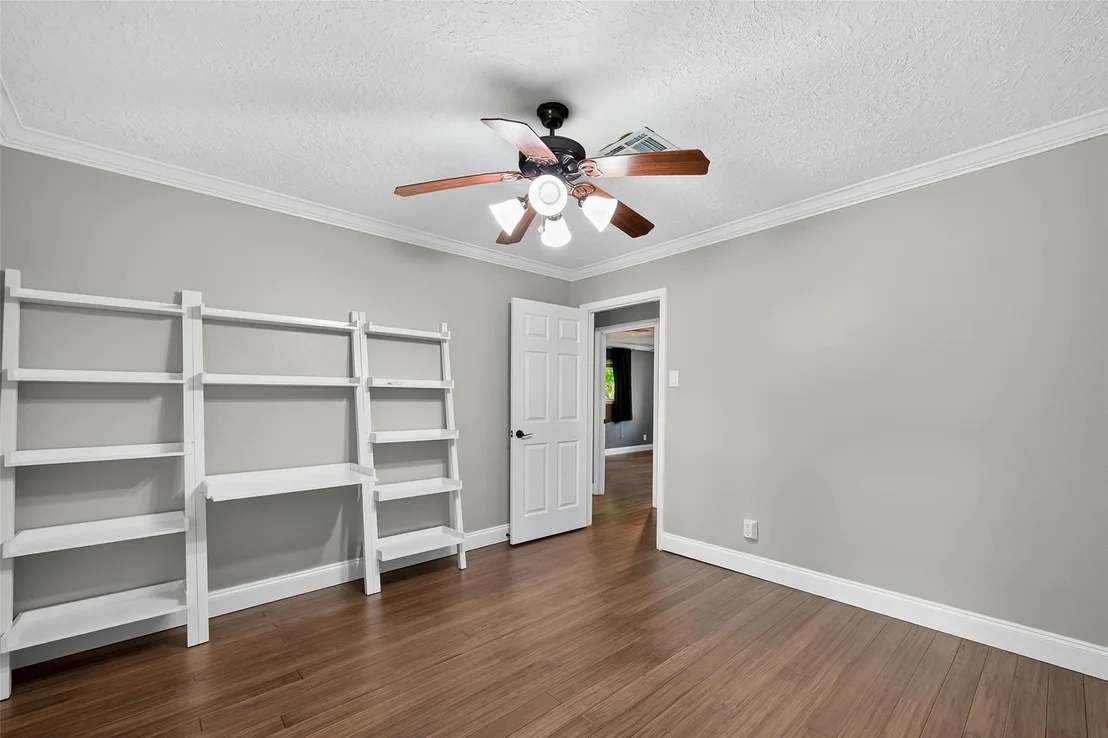 Photo of 11102 Endicott Lane