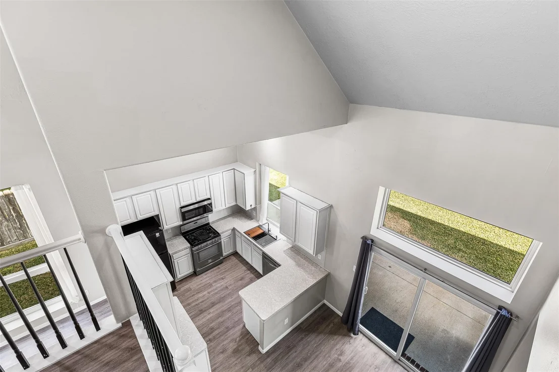 Photo of 6703 Walnut Square