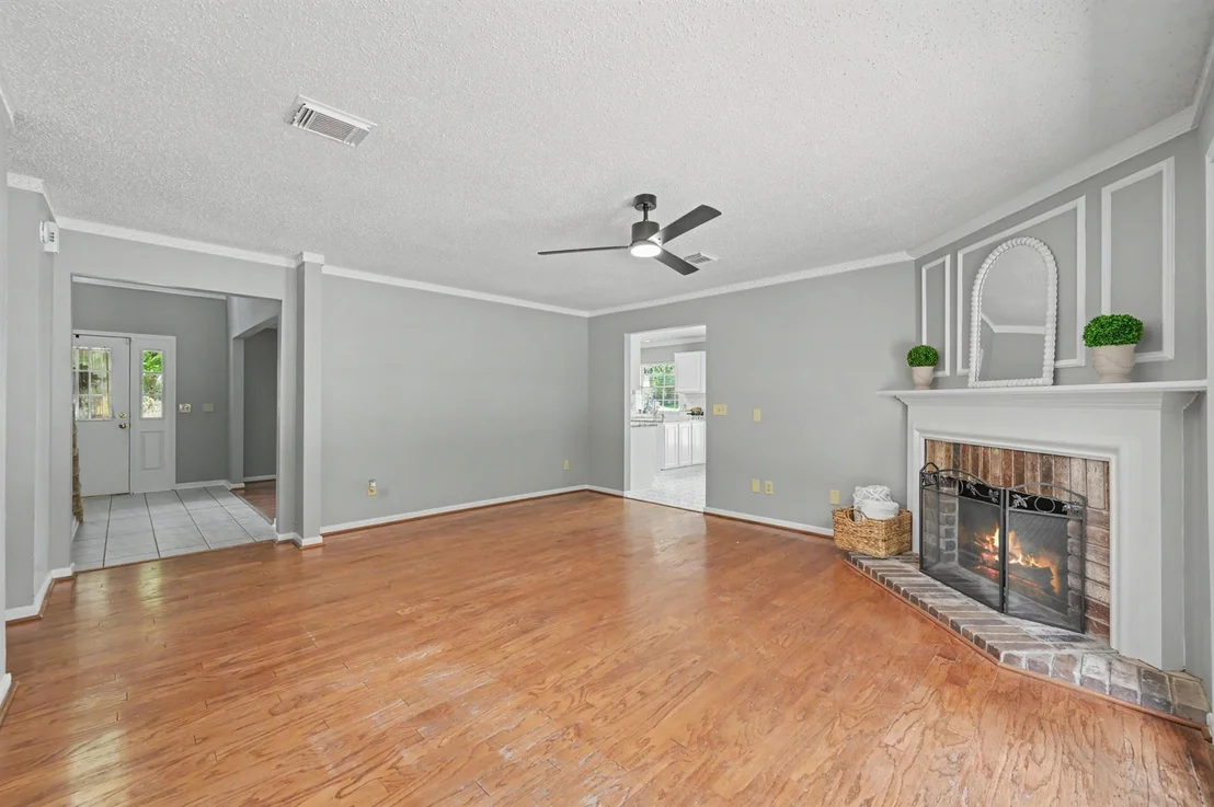 Photo of 80 Eagle Rock Circle