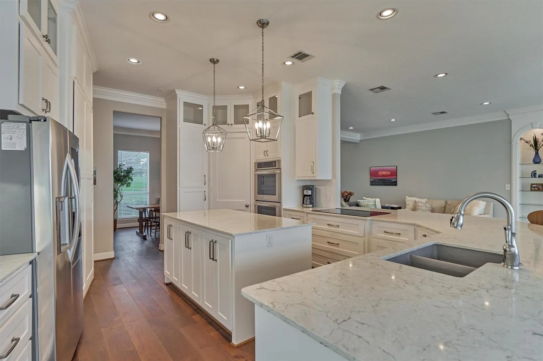 Photo of 469 Edgewood Drive
