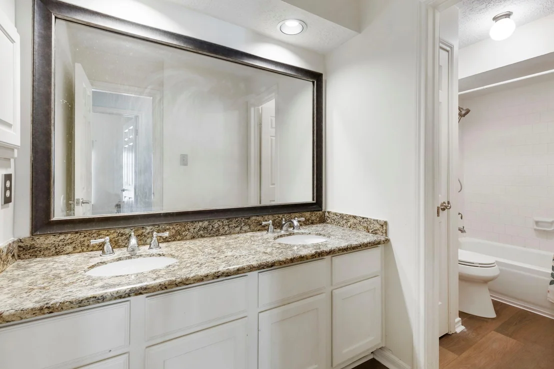 Photo of 130 Quiet Oak Circle