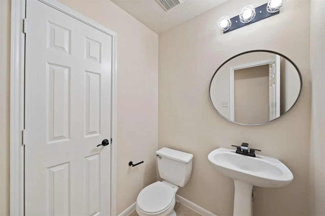 Photo of 10902 Trail Ridge Drive
