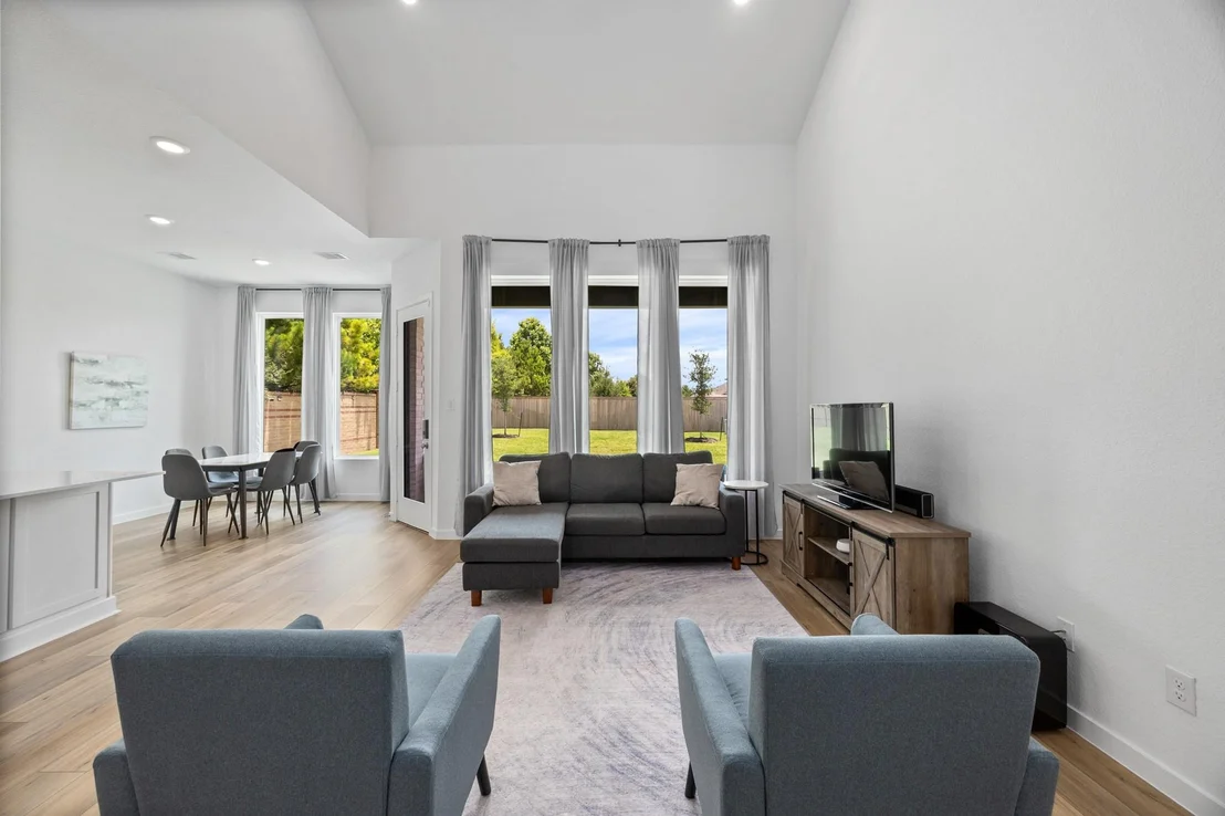 Photo of 15234 Kickapoo Cavern Drive