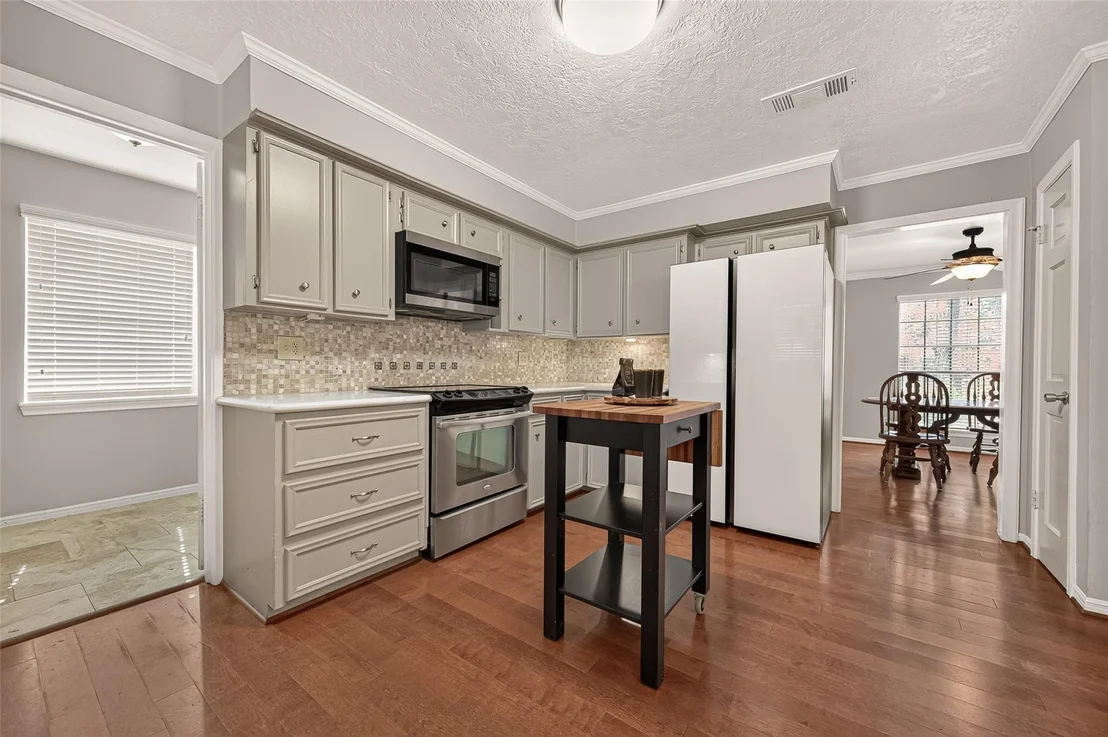Photo of 8007 Vickridge Lane