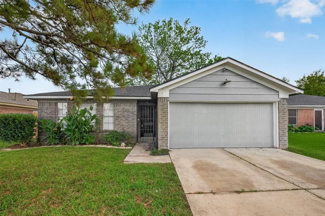 Photo of 4718 Fairgreen Lane