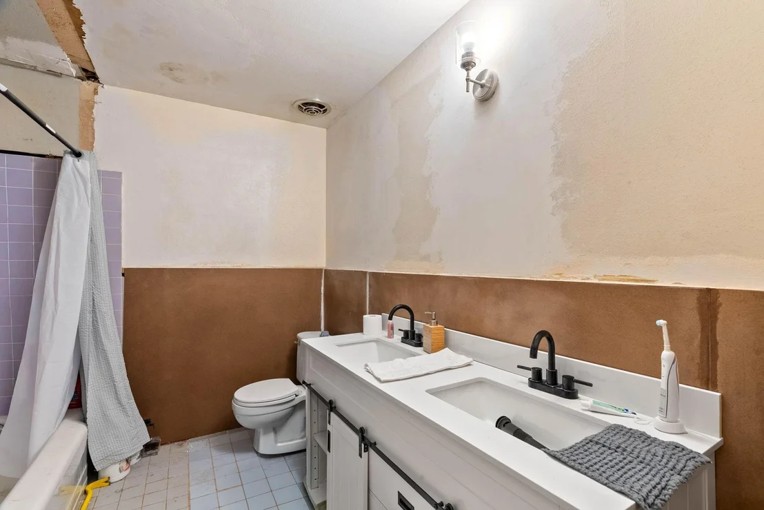 Photo of 1014 Barracuda Place