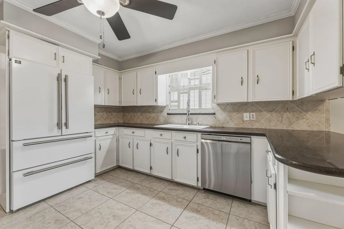 Photo of 4510 Creekbend Drive