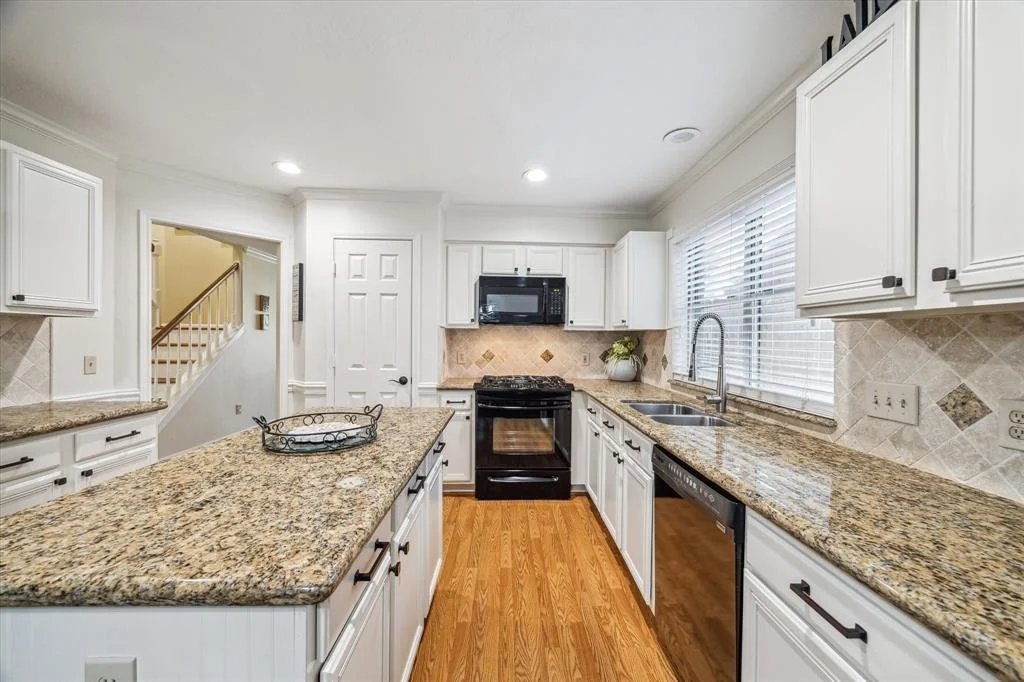 Photo of 1417 Lamplight Trail Drive
