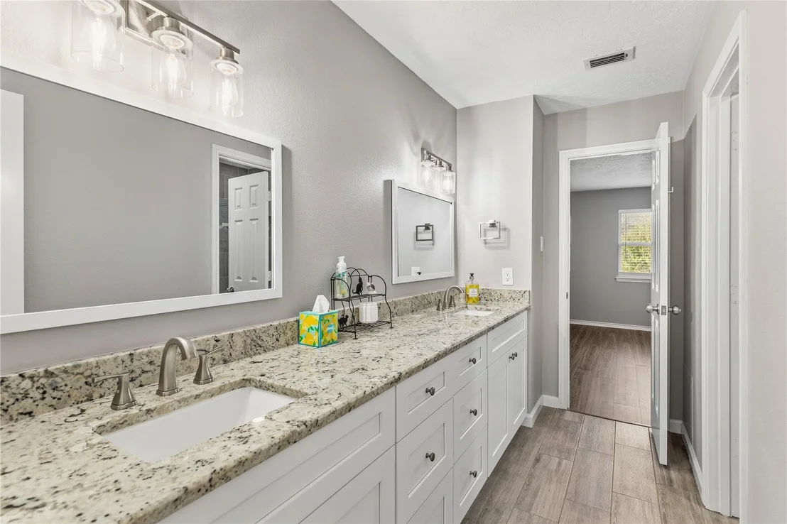 Photo of 6618 Wimbledon Trail Road