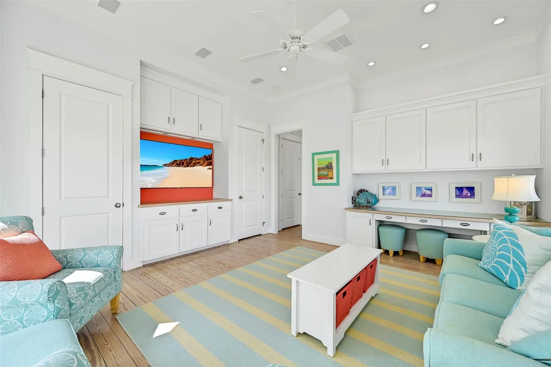 Photo of 11511 Beachside