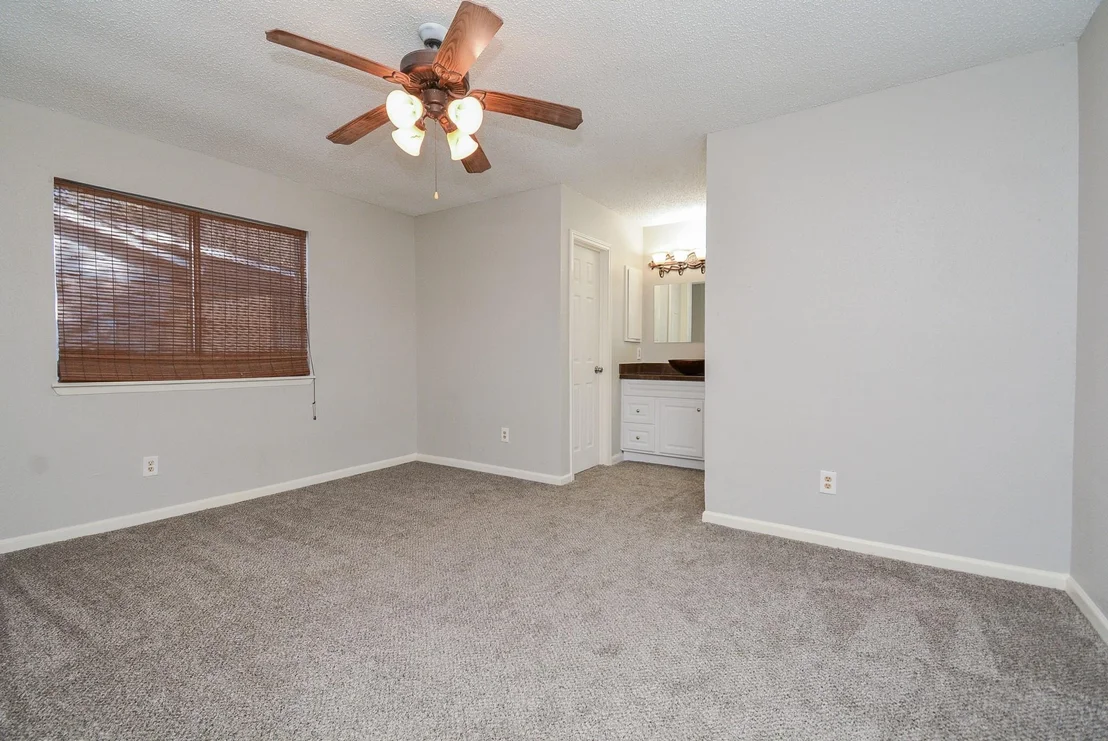 Photo of 22523 Leedstown Lane
