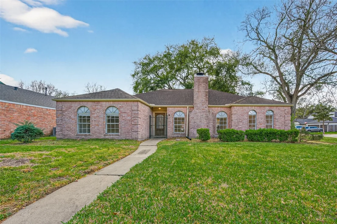 Photo of 18035 Mountfield Drive